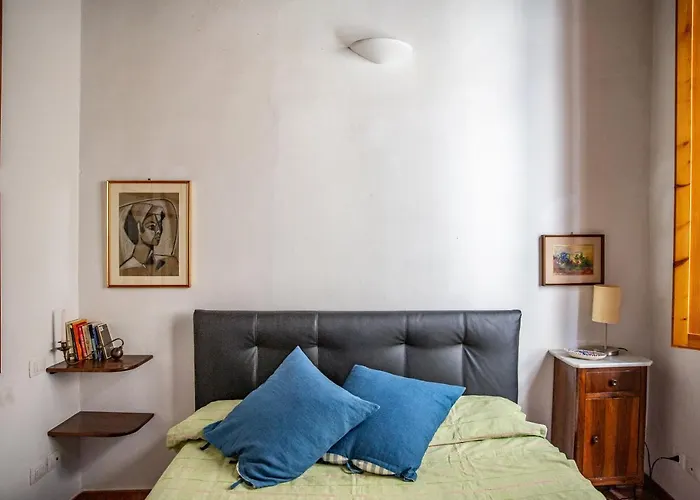 Lovely One Bedroom Nearby Ponte Vecchio